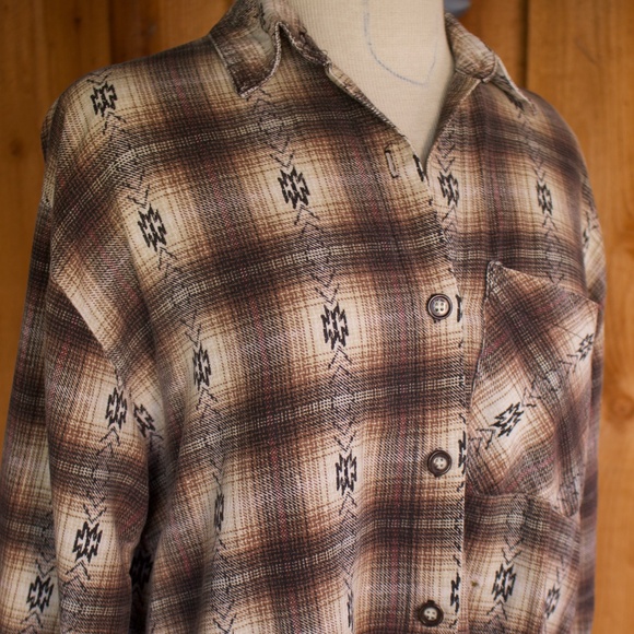 Vintage 90's Actif 100% Cotton Southwestern Button Down Shirt Made In The USA - Picture 10 of 17